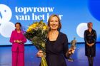 25-09-25-2574topvrouw vh jaarMEDIUMRES.jpg